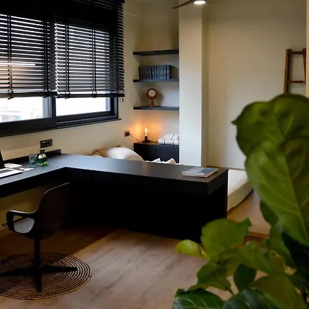 Tranquil Loft In Historic Centre Apartment Athens