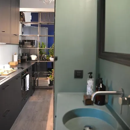 Tranquil Loft In Historic Centre Athens