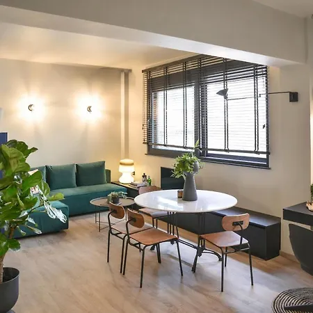 Tranquil Loft In Historic Centre *