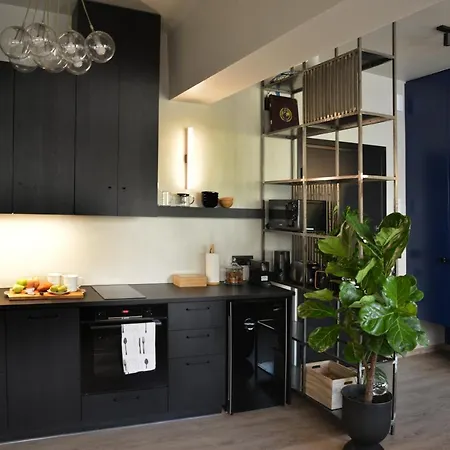 Tranquil Loft In Historic Centre